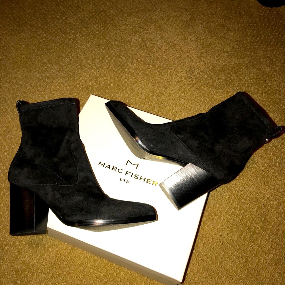 Marc Fisher  Avalyn Bootie